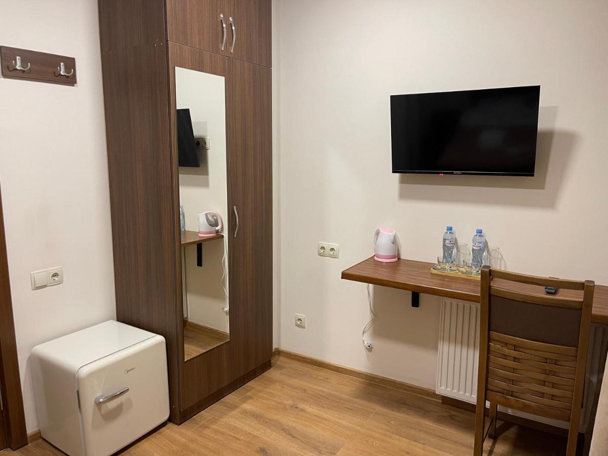 Art Family Hotel ティビリシ エクステリア 写真